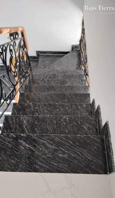 BLACK MARQUINA